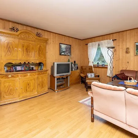 Beautiful In Jostedal With Kitchen