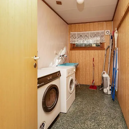 Beautiful In Jostedal With Kitchen